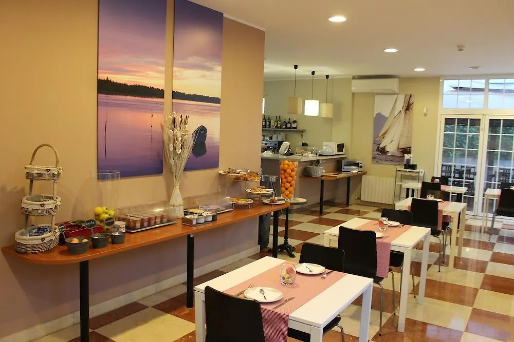 Star Bay Hotel كالافيل
