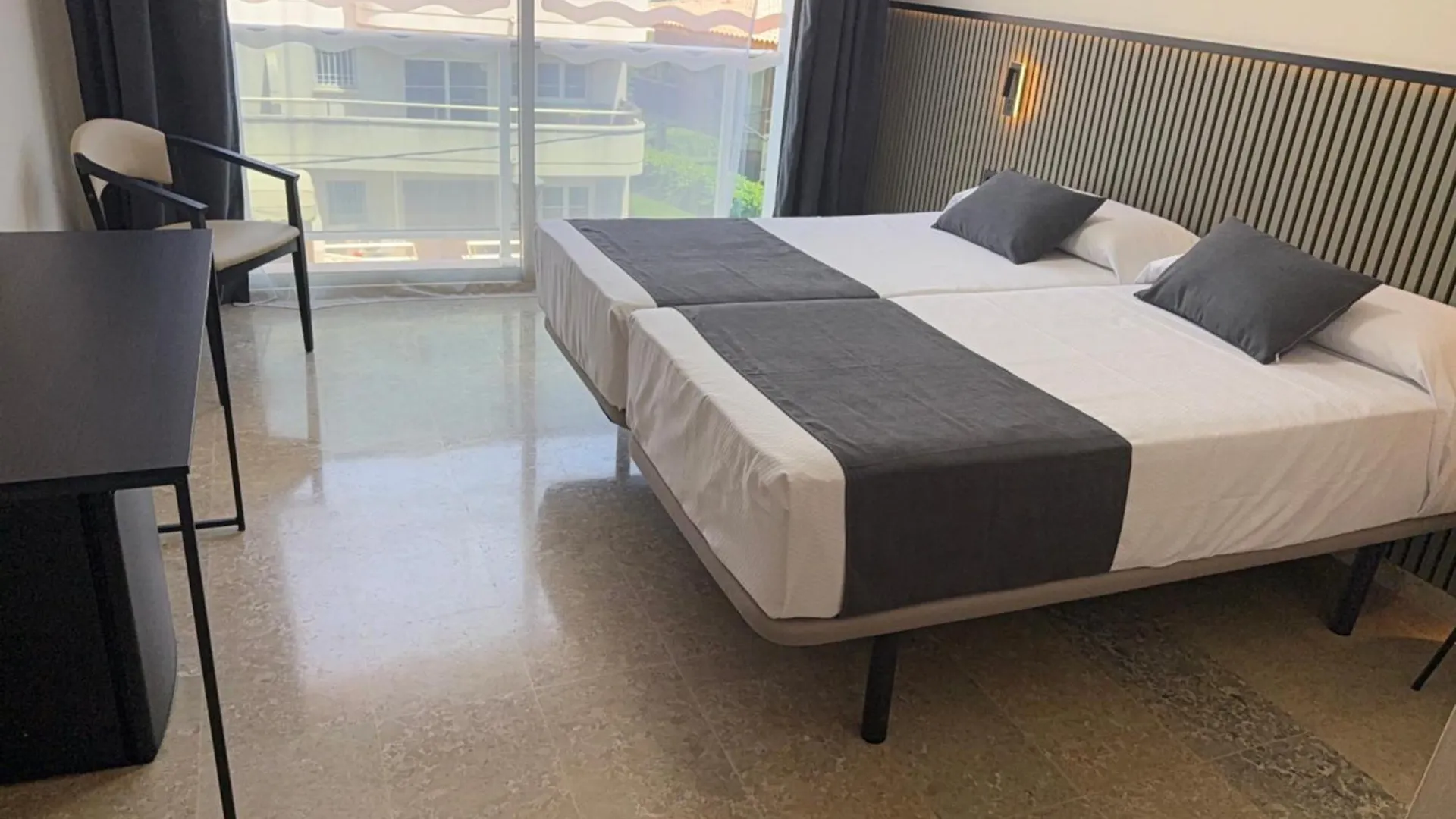 Star Bay Hotel كالافيل إسبانيا