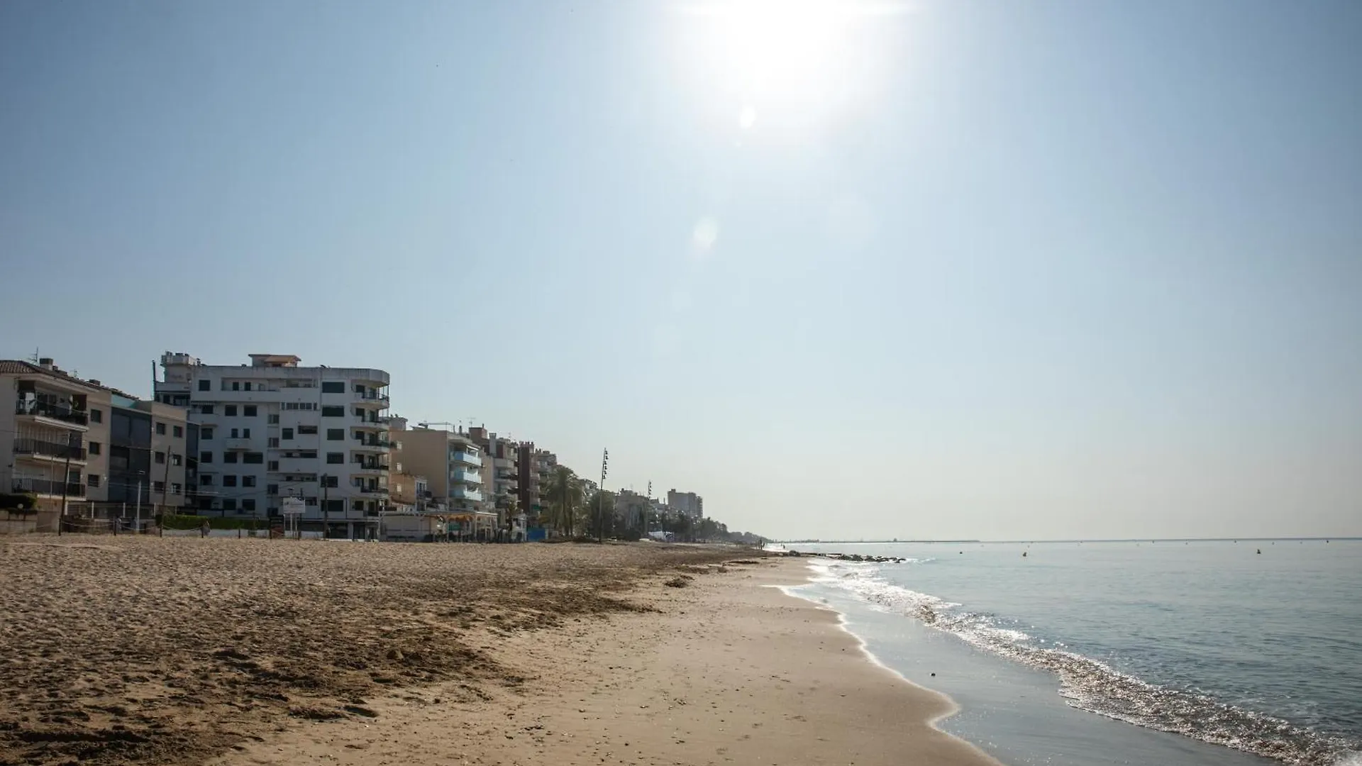 Star Bay Hotel كالافيل