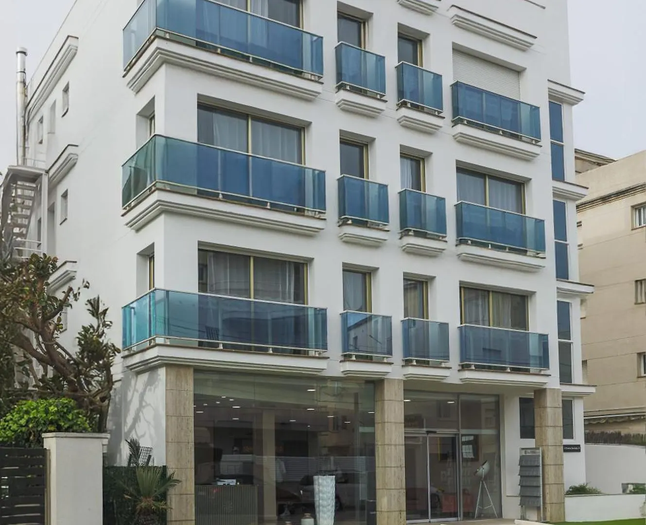 Star Bay Hotel كالافيل