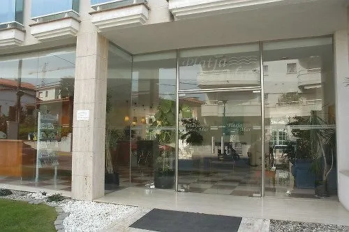 Star Bay Hotel كالافيل