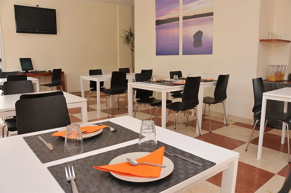 Star Bay Hotel كالافيل 3*,  إسبانيا